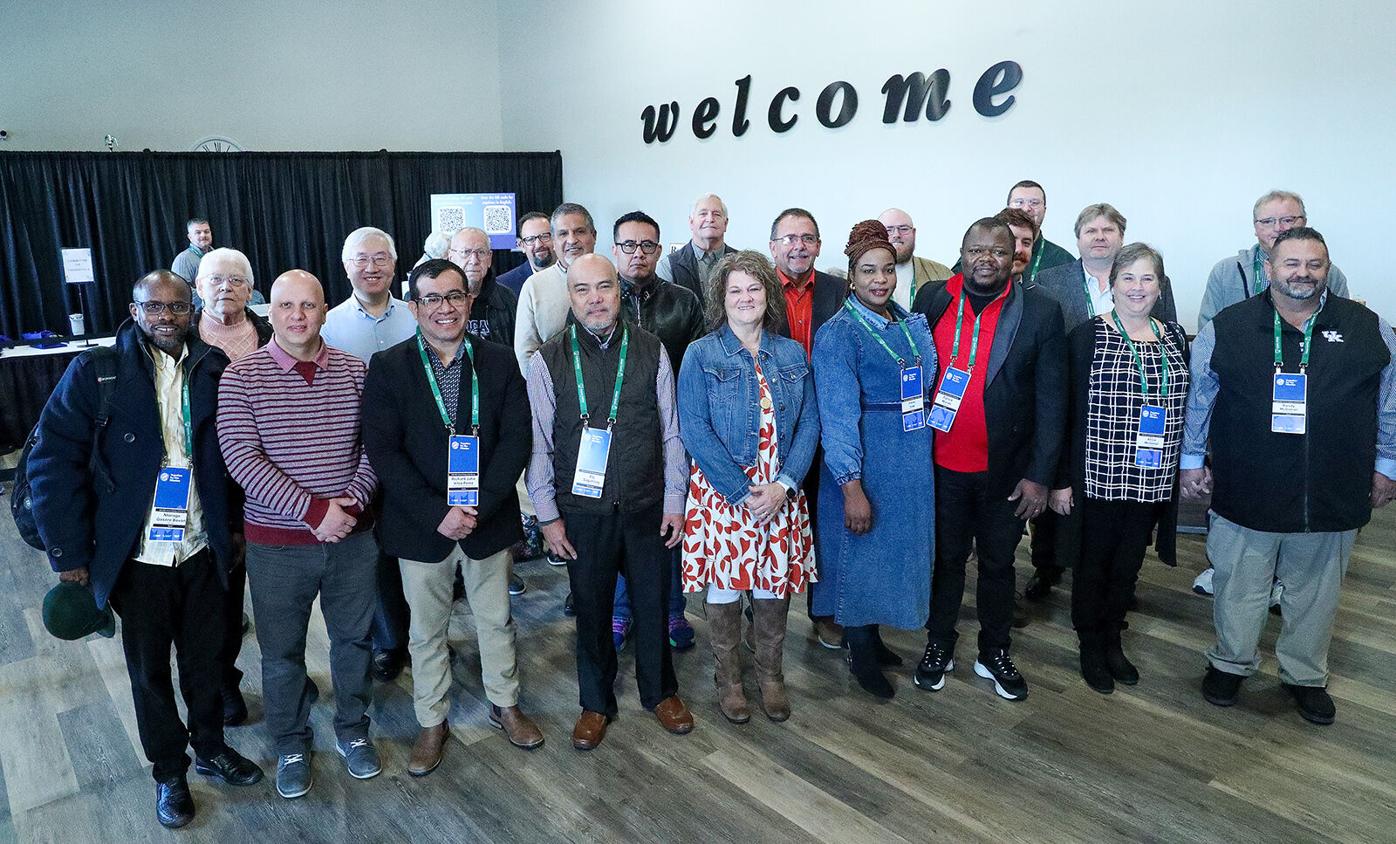 SGC Mexico's First Council of Elders - Sovereign Grace Churches, image size:1396x844