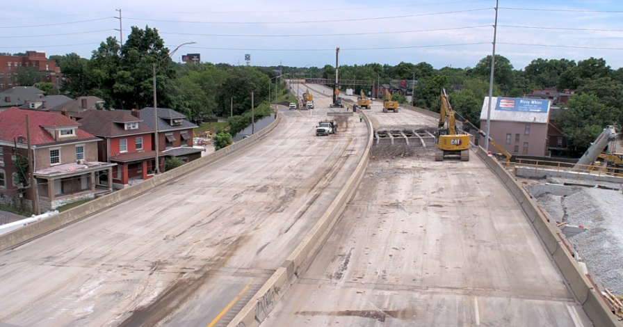2-mile stretch of I-65 opening ahead of schedule