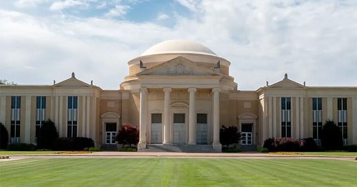Southwestern’s full accreditation restored