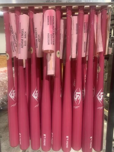 louisville slugger baseball bat pink