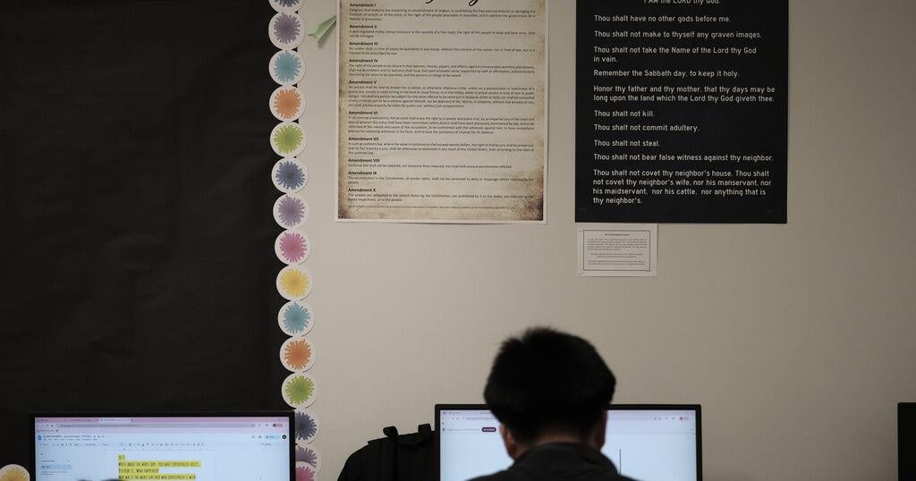 Supreme Court asked to review Texas law requiring the Ten Commandments in public schools By MICHAEL KUNZELMAN and JAMIE STENGLE Associated Press Aug 17, 2026 Aug 17, 2026 Updated 5 mins ago