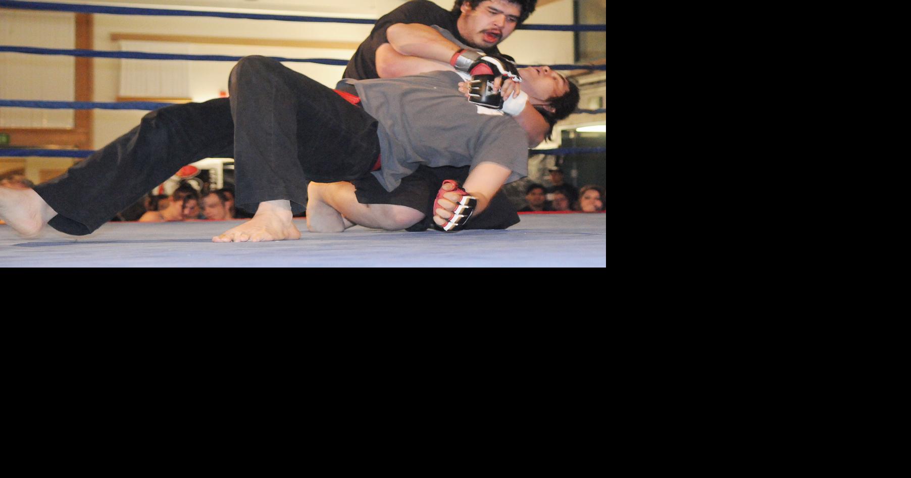 Brothers brawl at KFC Fight Night | Sports | ketchikandailynews.com