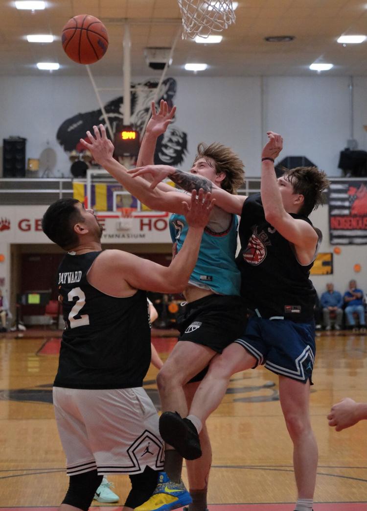 Juneau’s AML defeats Metlakatla to win Gold Medal basketball tourney ...