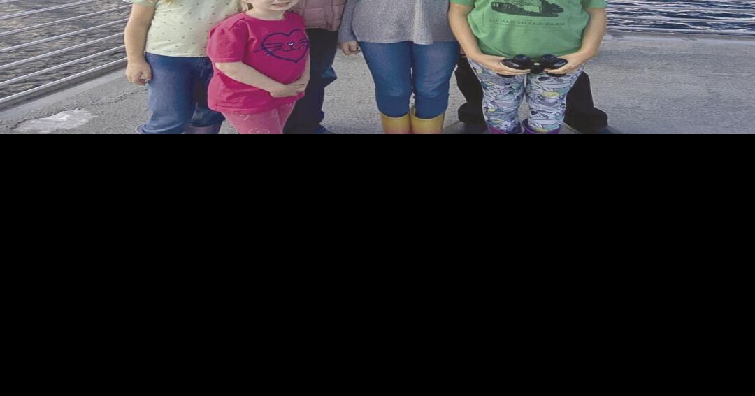 Clover Pass Community Church welcomes pastor and family | Local News