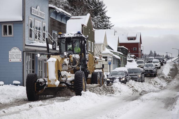 Another snowy day in Ketchikan Photos