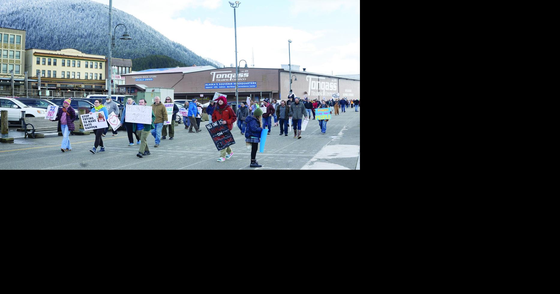 More than 200 turn out to local ‘No Kings’ protest | Local News ...