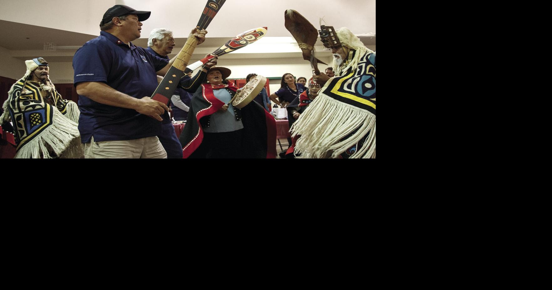 Canoe visit 2023 dance with canoe paddles Photos