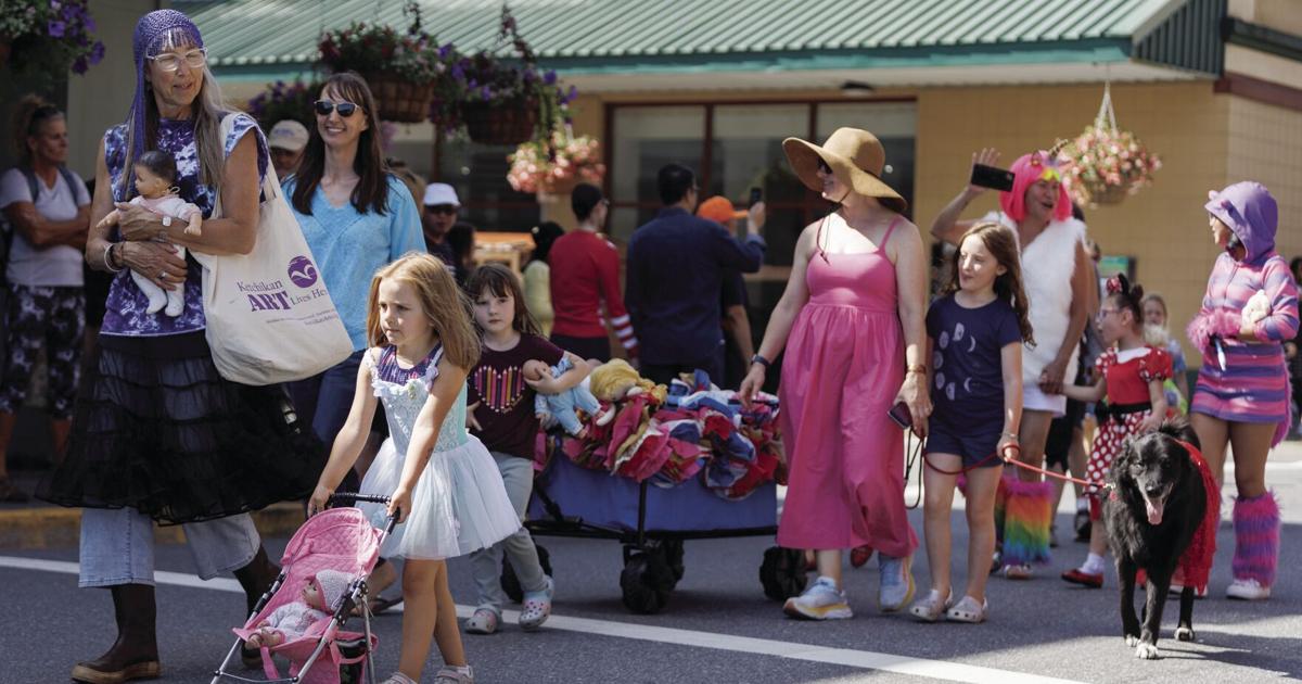 2025 KAAHC Blueberry Arts Festival begins Photos