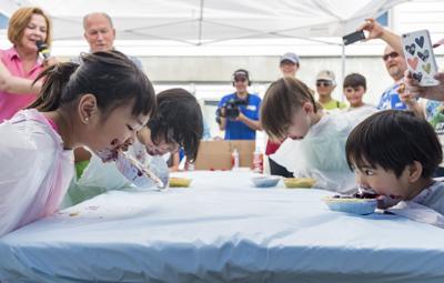 Blueberry Arts Festival 2017 Blueberry Pie Eating Contest