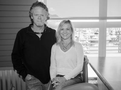 Crab Cracker seafood bar under new ownership