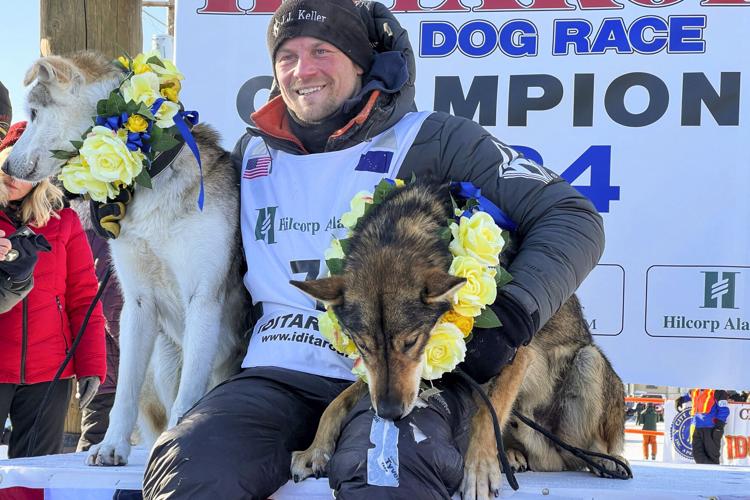 Seavey now has the most Iditarod wins, but race is marred by 3 sled dog