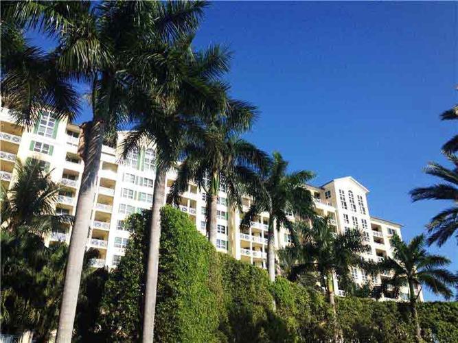 SUPER EXCLUSIVO APARTAMENTO EN VENTA EN GRAND BAY KEY BISCAYNE