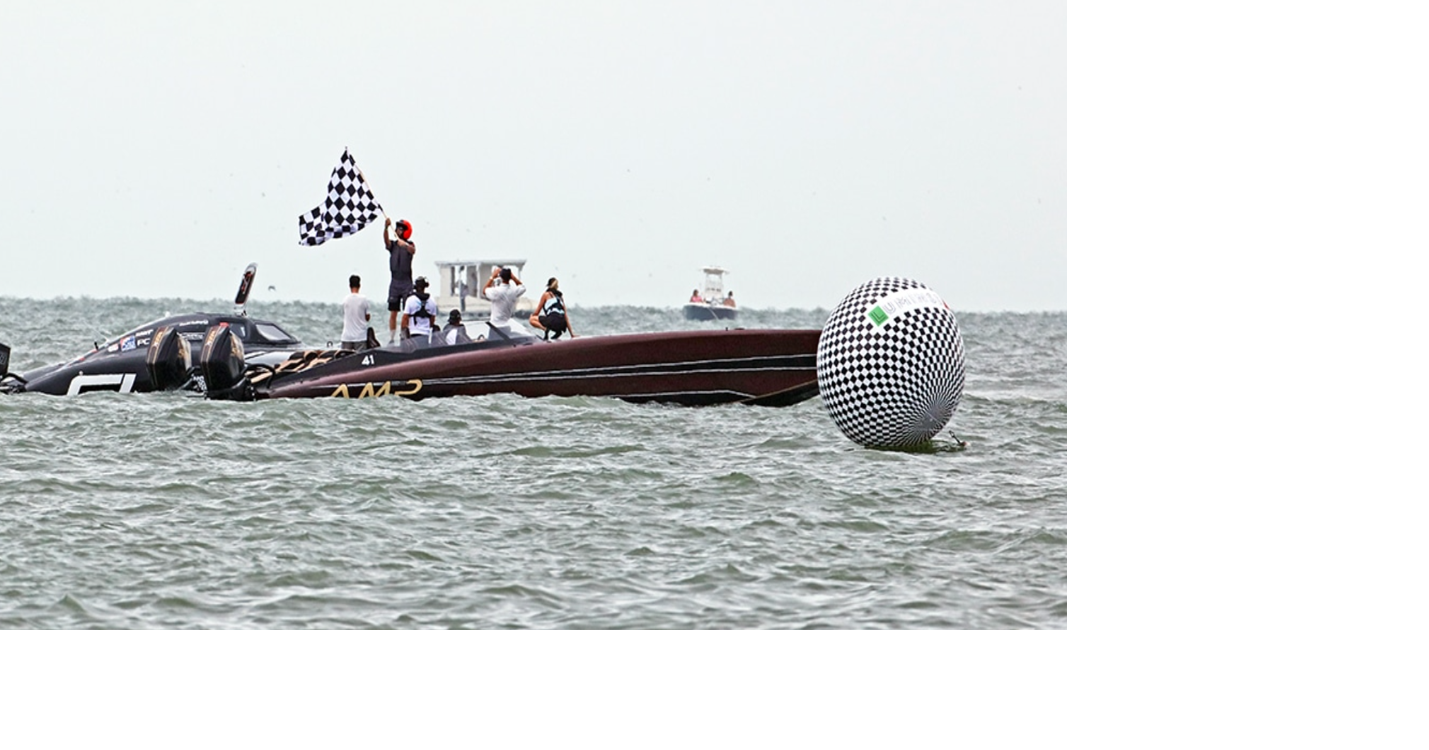 Roar Offshore returns to Fort Myers Beach