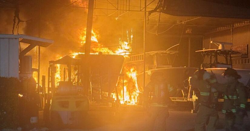 FIRE DAMAGES BOATS | Upper Keys | keysnews.com
