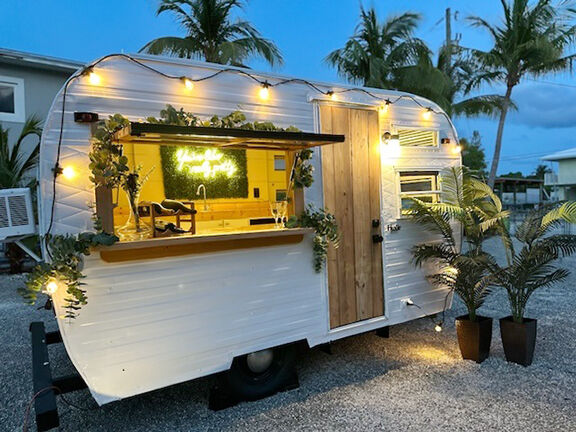 Tapping into fun with mobile beverage truck | Business | keysnews.com