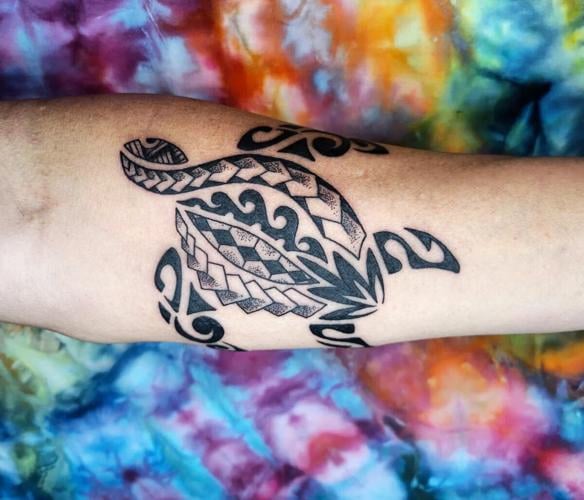 Tattoo, art shop has plenty below the surface | Business News 