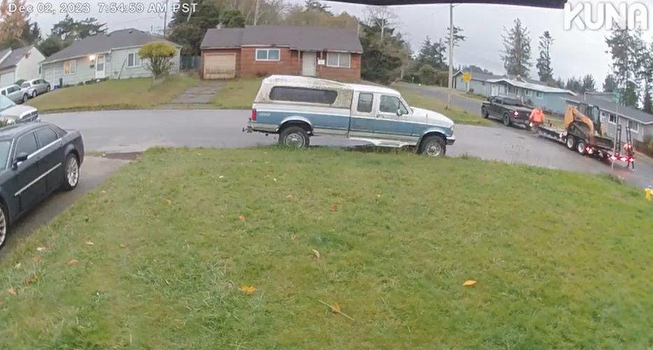 Coos Bay police asking public for tips in heavy equipment theft | Crime ...