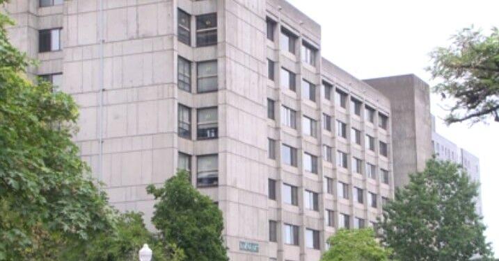 University of Oregon to shut dorm as housing demand falls