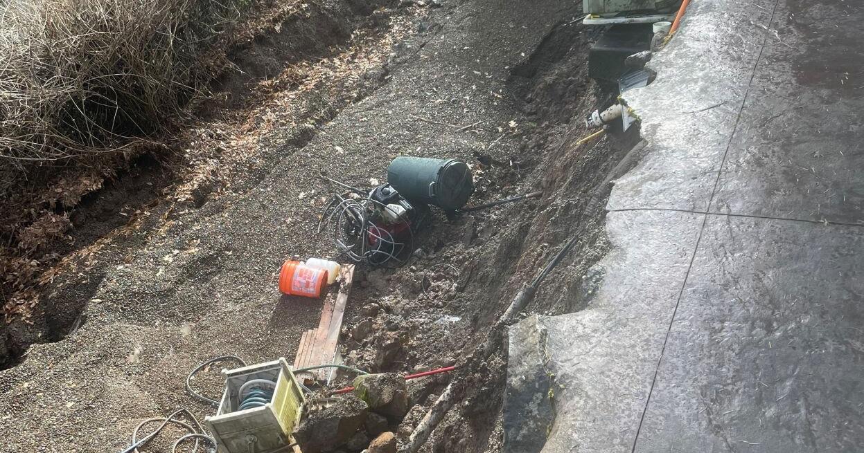 Eugene Springfield Fire and other agencies respond to landslide on Videra Drive - Vimarsana News