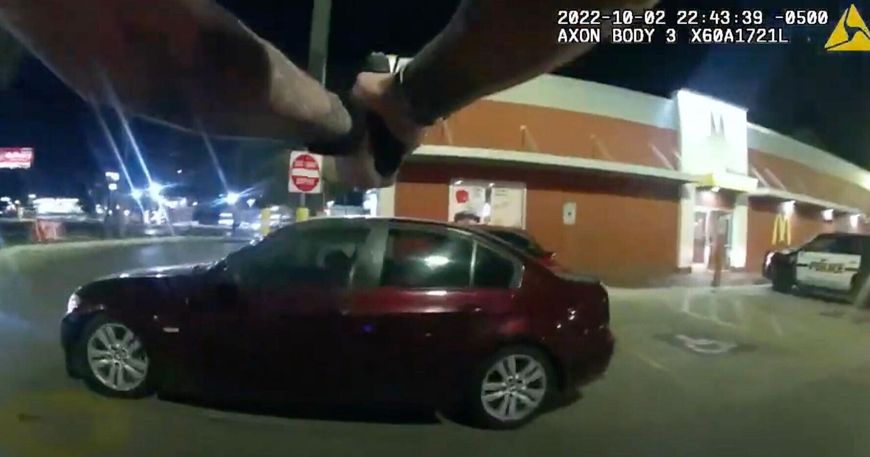 Texas District Attorney names San Antonio officer who shot 17-year-old in a McDonald's parking lot - Vimarsana News