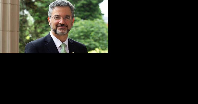 University of Oregon appoints interim president - Vimarsana News