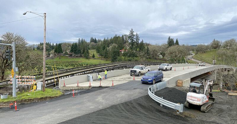 Construction completed on new replacement bridge in Oakland - Vimarsana News