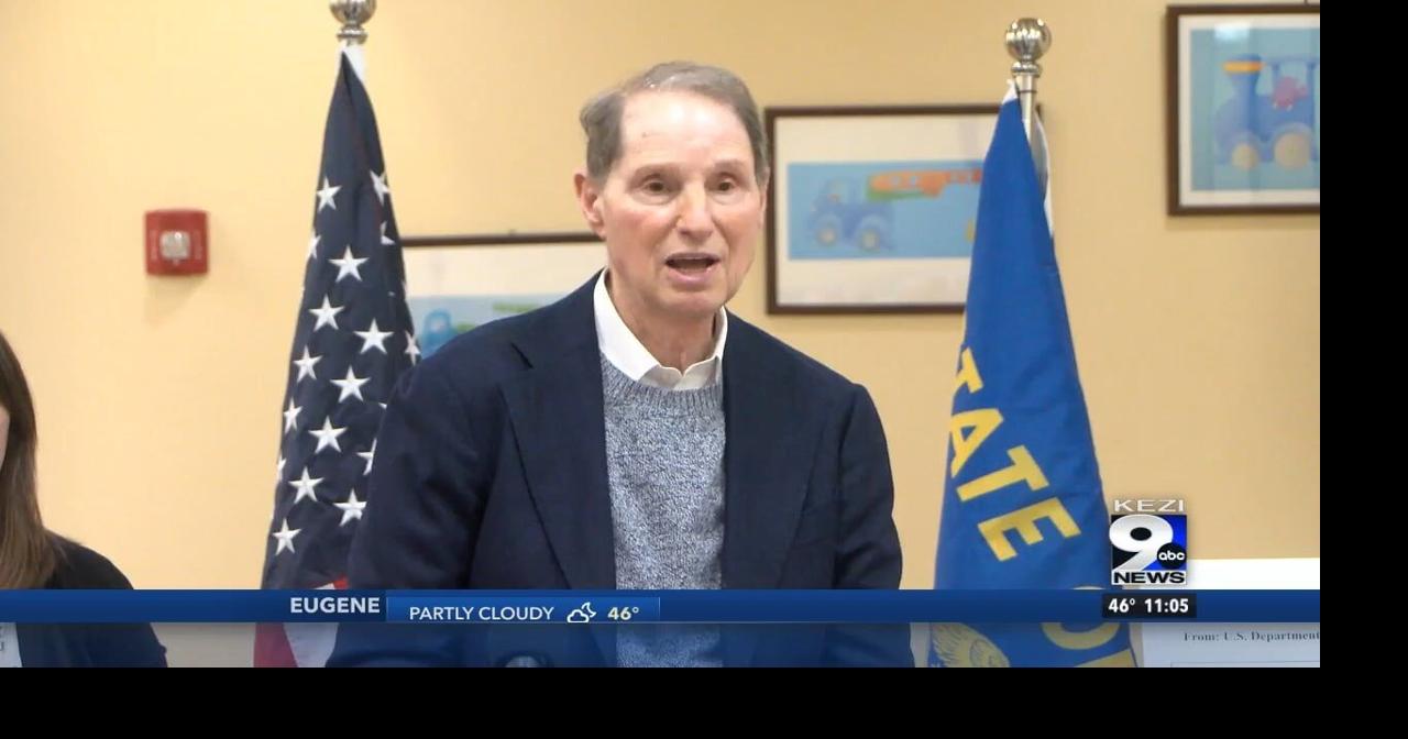 Senator Wyden and Representative Hoyle address Oregonians losing their SNAP benefits