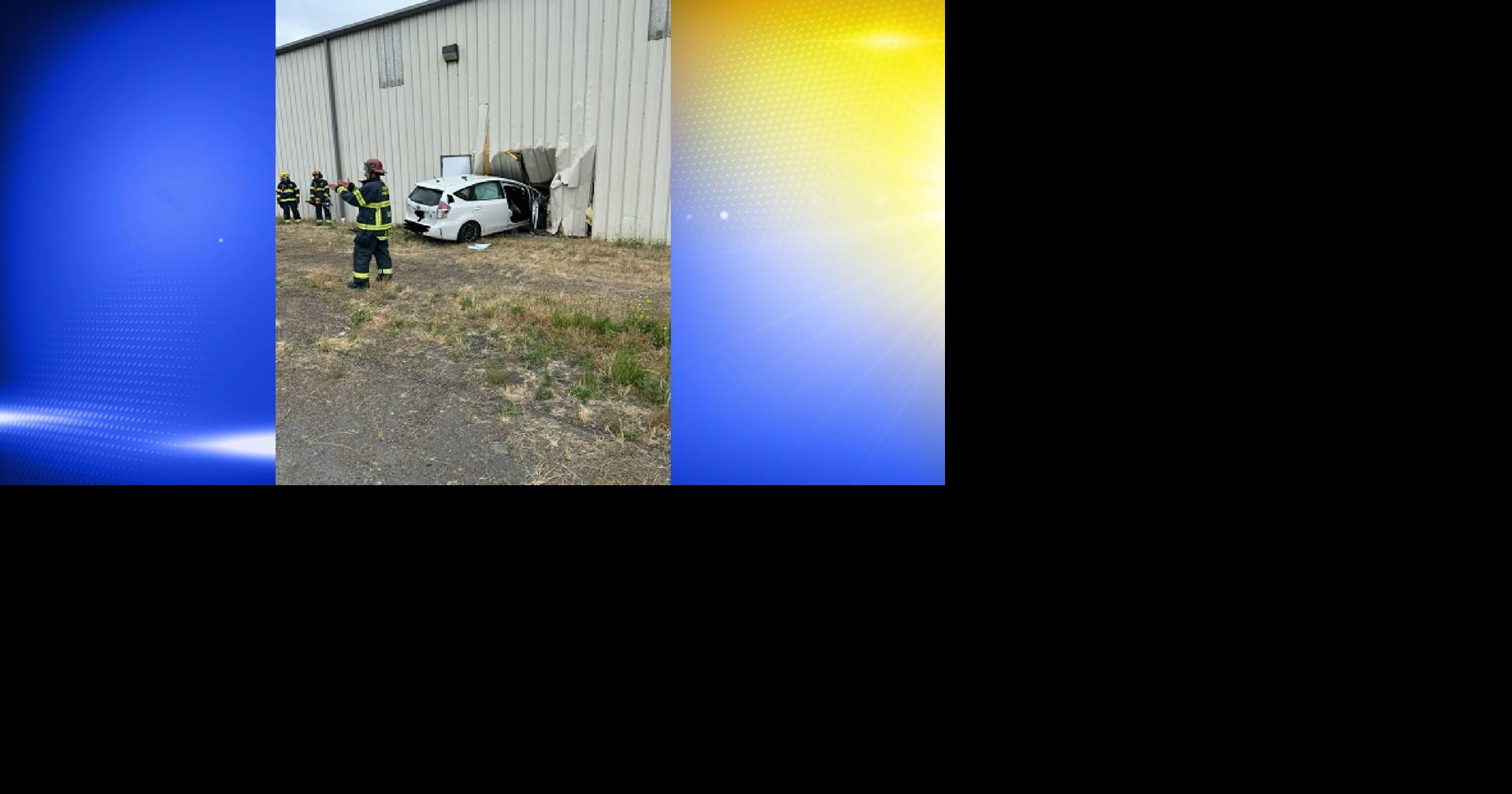 Driver in critical condition after crashing vehicle into Springfield ...
