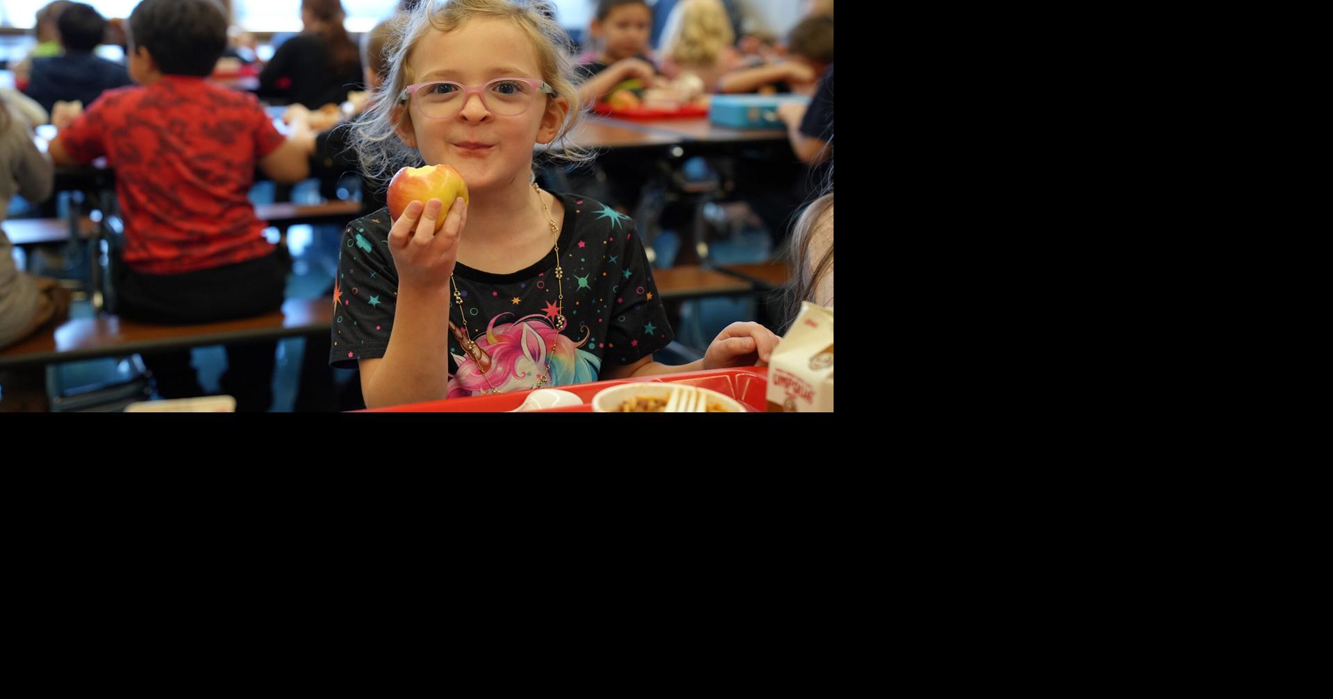 Springfield kids crunch local produce for Farm to School Month