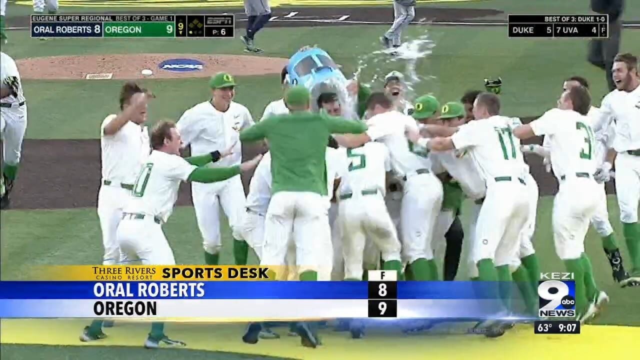 Oregon completes historic comeback in college baseball Super Regionals