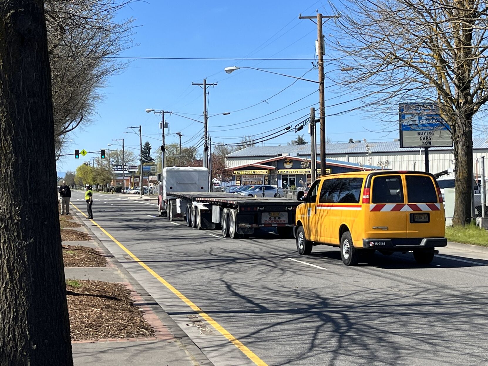 Highway 99 Closed After Vehicle Strikes Pedestrian | News | Kezi.com