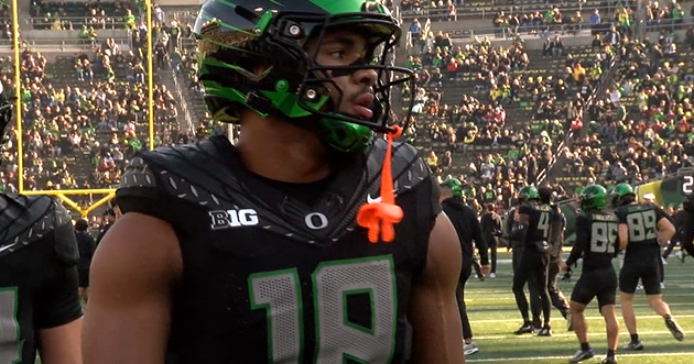 Oregon tight end Kenyon Sadiq drafted No. 16 by Jets