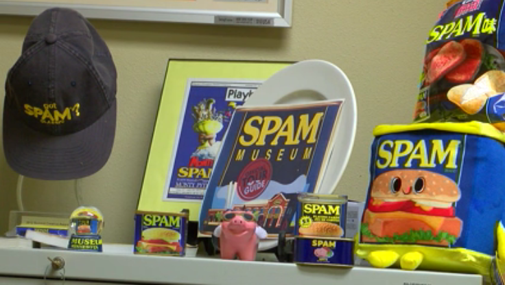 Royce's SPAM Collection: cans of SPAM, photos and more