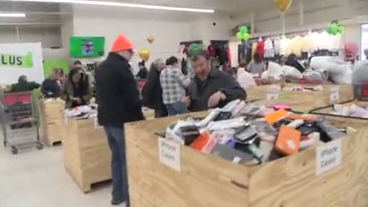 Club Thrift celebrates first year in business in Eugene | Local