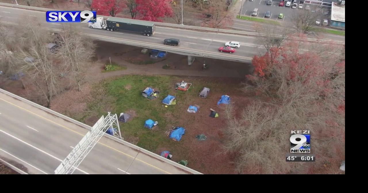 Some campers moving out of Washington Jefferson Park Eugene In