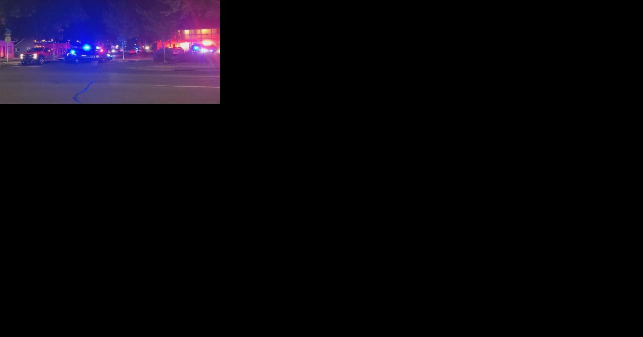 Officer injured responding to West Eugene stabbing, police say - Vimarsana News