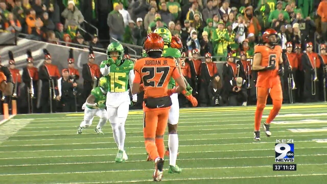 Oregon FB: Ducks Dominate Beavs, Advance To Pac-12 Championship | Video ...