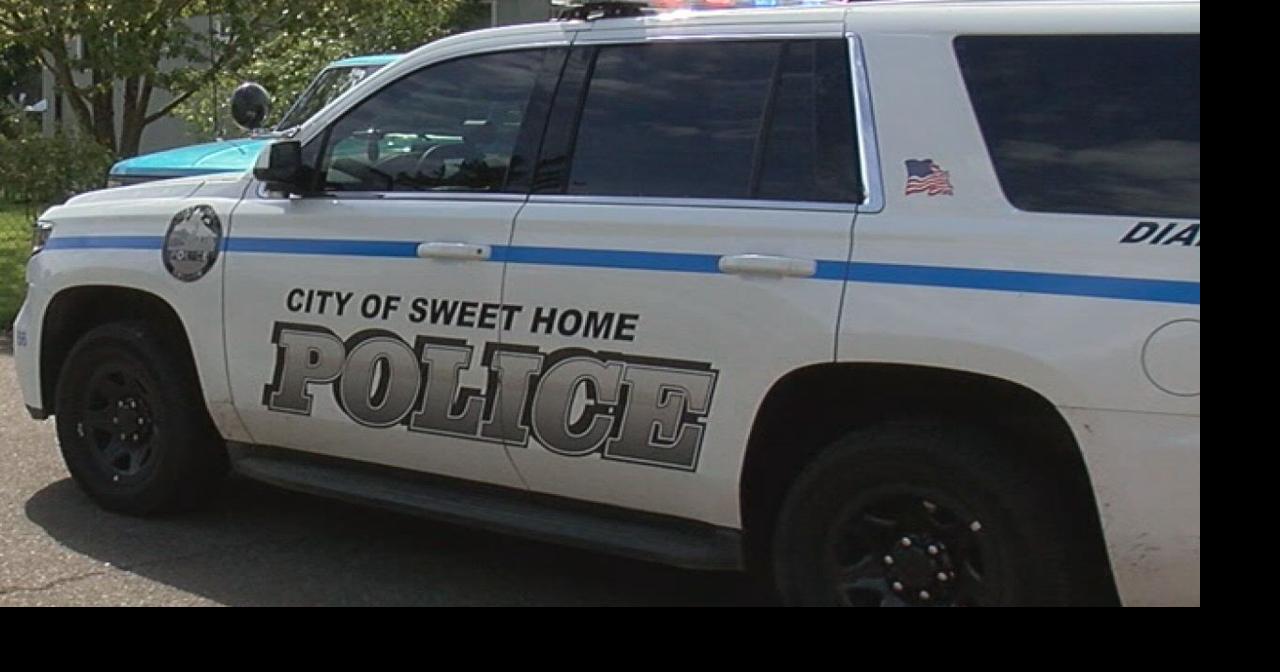 Four injured after being struck by car during Sweet Home car cruise