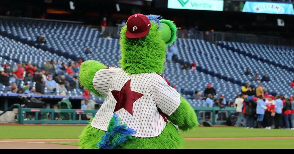 Woman injured at baseball game by Phillie Phanatic's flying hot dog