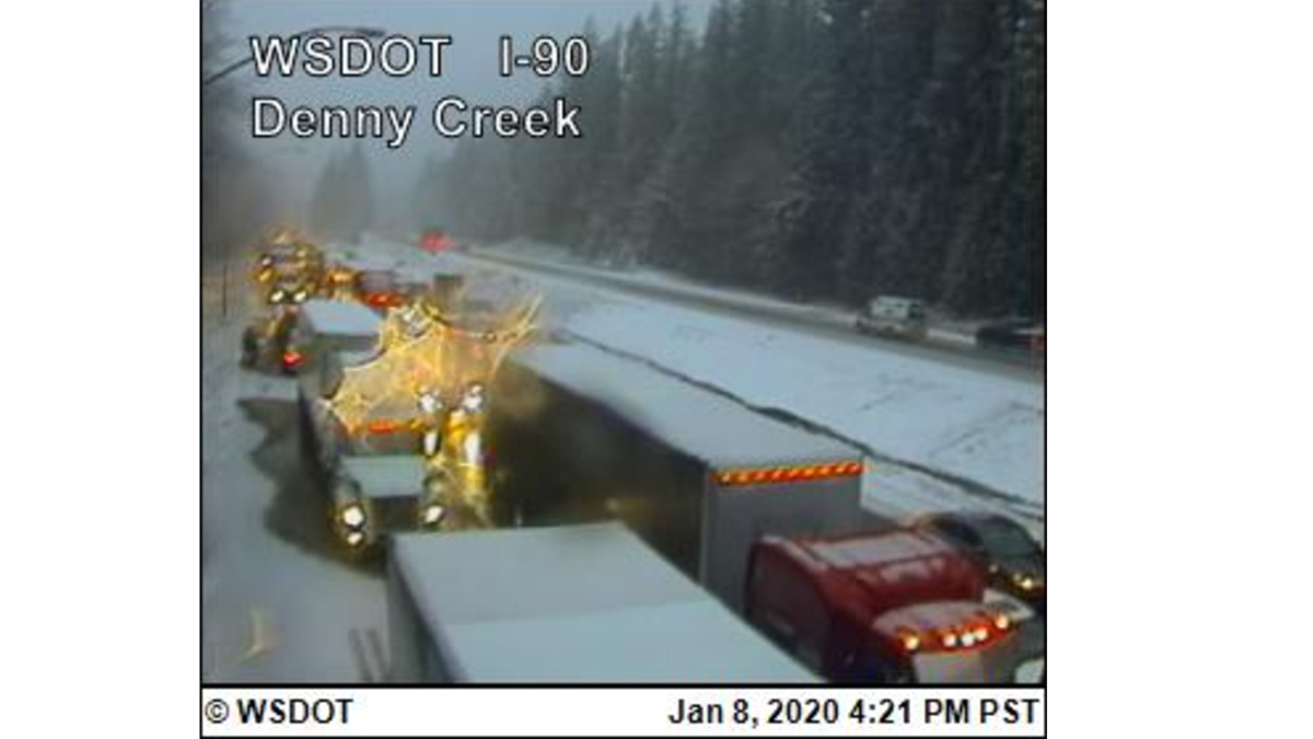 Eastbound I 90 Near Snoqualmie Pass Summit Closed Due To Multiple Crashes News Khq Com
