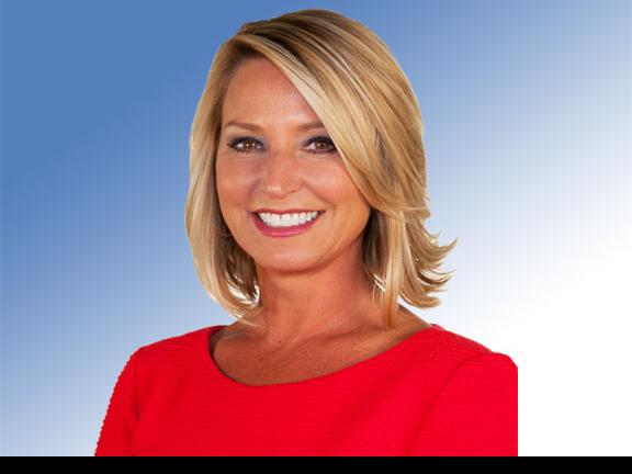 Leslie Lowe | Our Team | khq.com