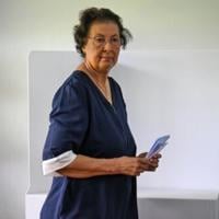 Jennifer Geerlings-Simons casts her vote in Suriname elections