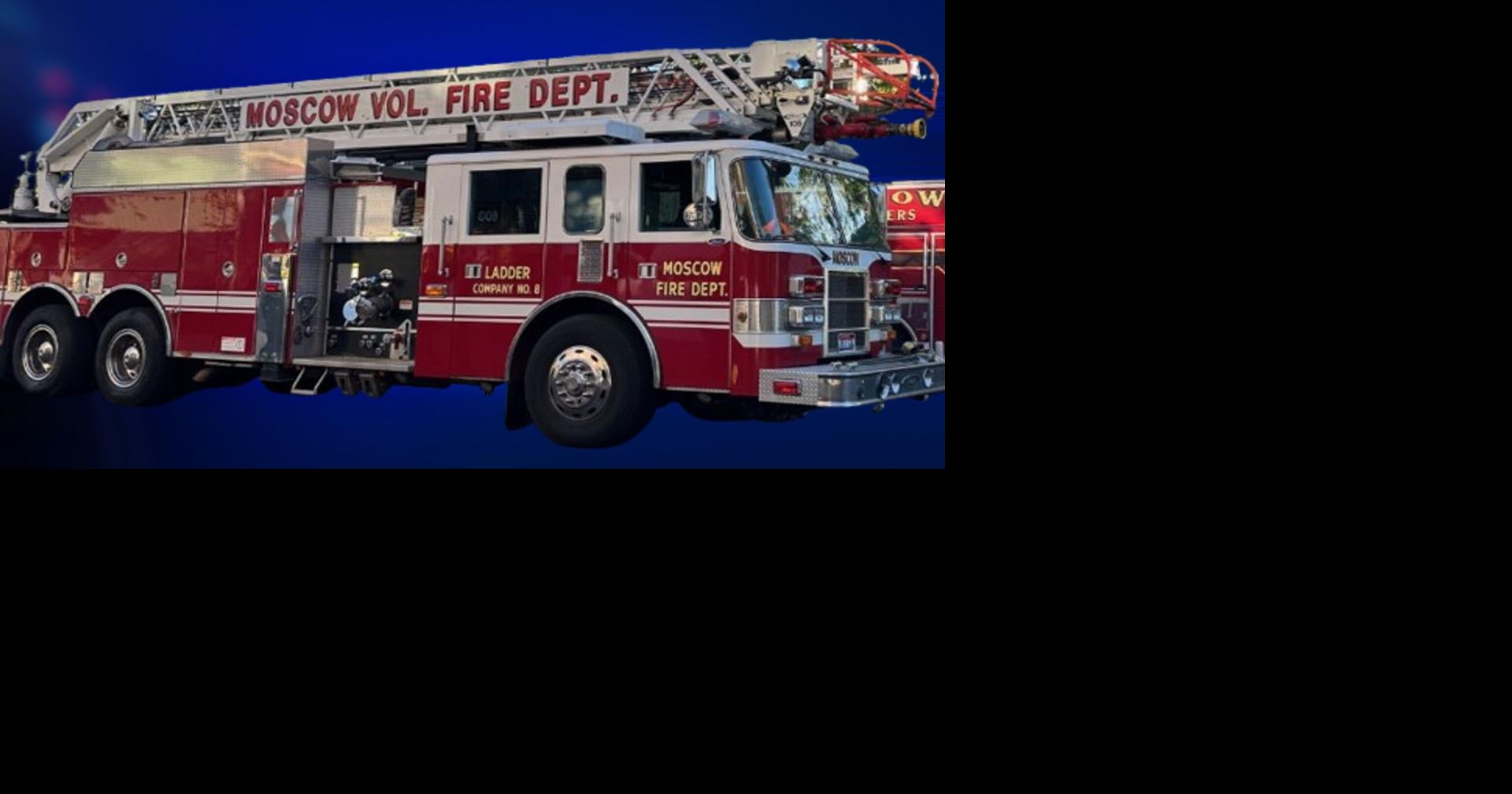 Moscow firefighters face icy conditions while responding to house fire ...