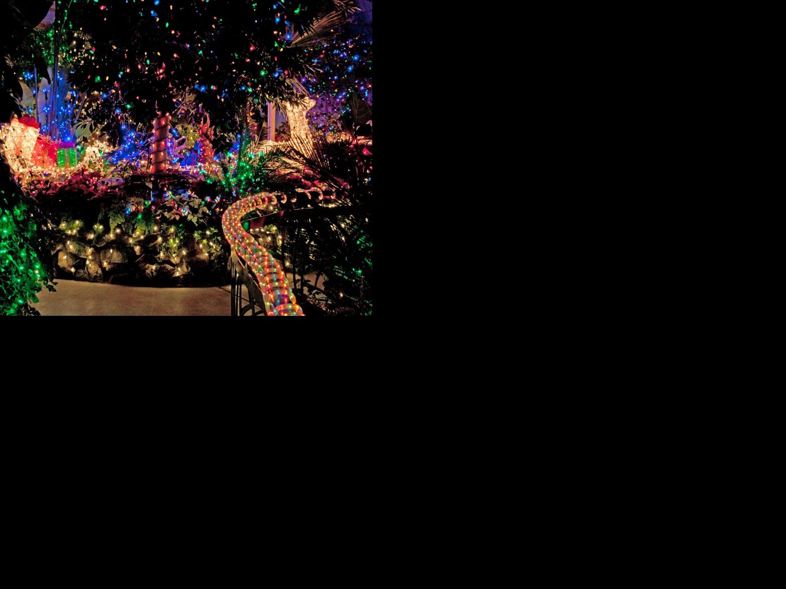 Manito Park Christmas Lights 2021 Manito Park Getting A Holiday Makeover Enchanted Garden Drive Thru Holiday Lights To Begin On Dec 11 Holidays Khq Com