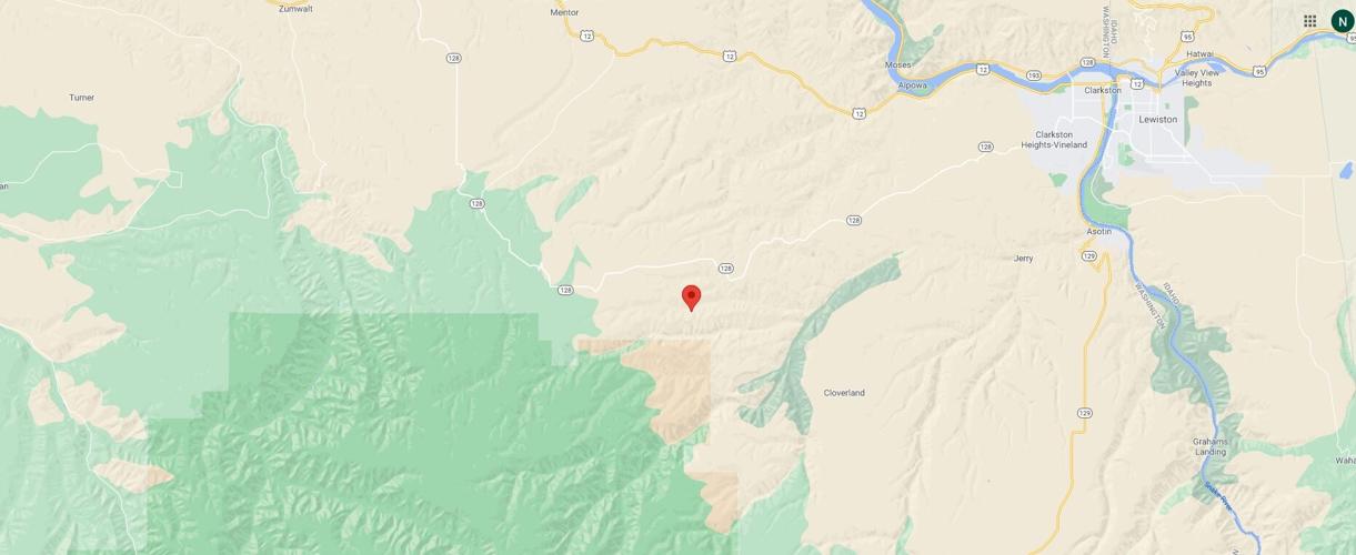 Asotin Complex fires spread overnight, weather causing extreme fire