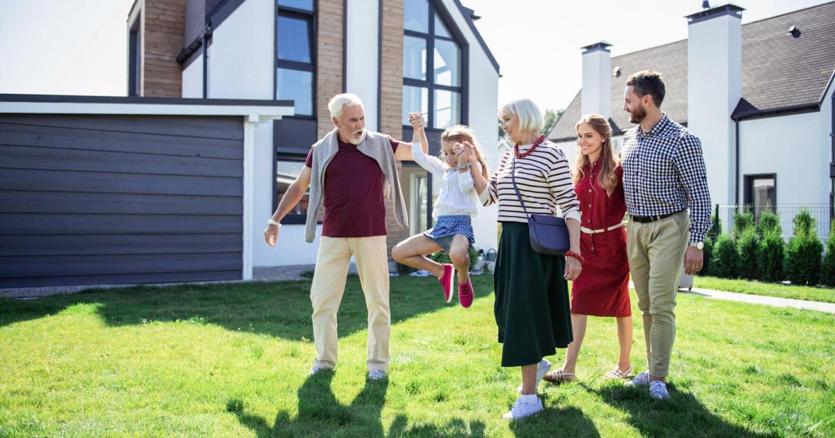 What Future Home Sellers Are Most Unrealistic About, According to Past Sellers