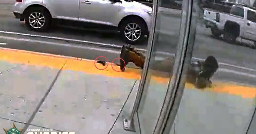 Man arrested for waving a BB-gun at cars near Sprague and Park Road