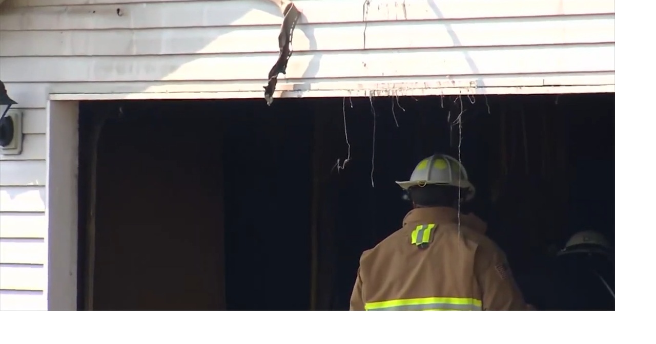 Medical Lake firefighters respond to garage that is 'engulfed in flames ...