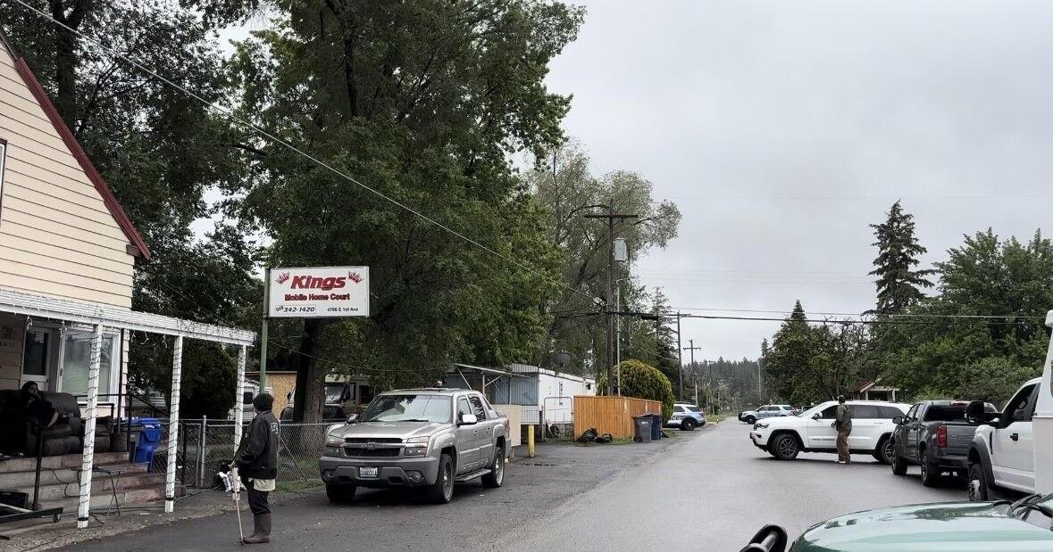 Woman arrested after stabbing man in Spokane Valley trailer home ...