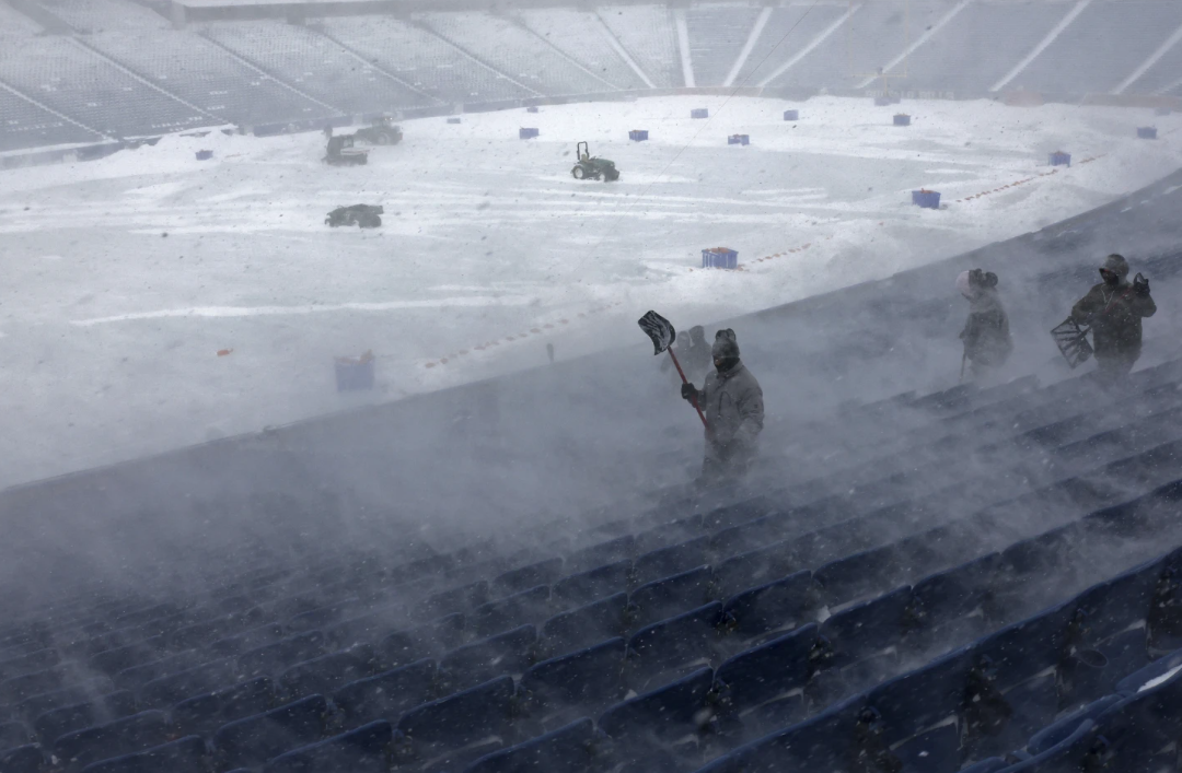 Sun Gives Way To Clouds As Crews Dig Out Snowed-in Stadium For Bills ...